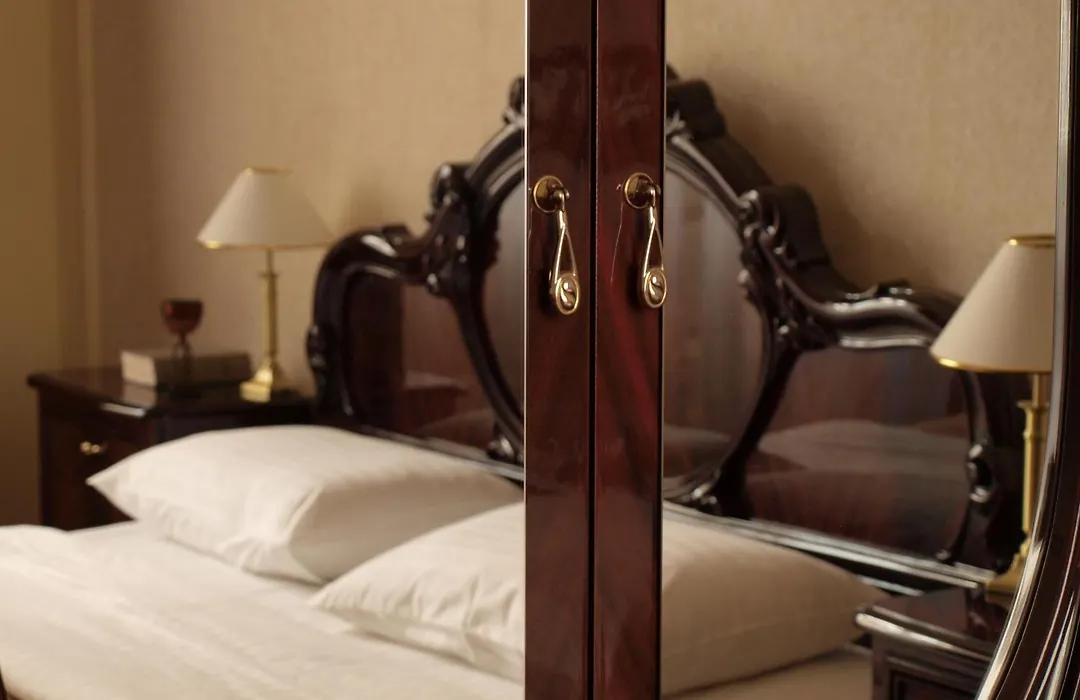 George Hotel-1
