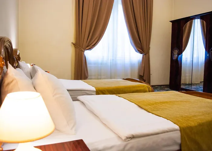 George Hotel